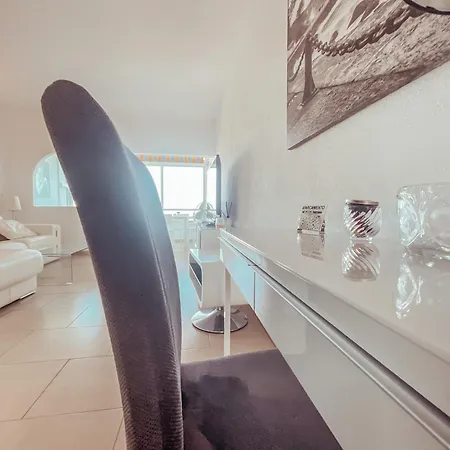 Ocean View Apartment! Pool! Parking! Cs123 卡亚俄萨尔瓦赫